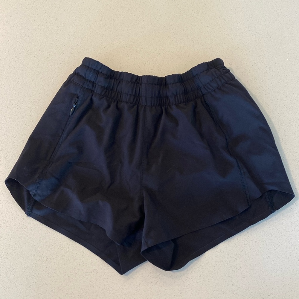 Athleta Girls Heart of Hustle shorts